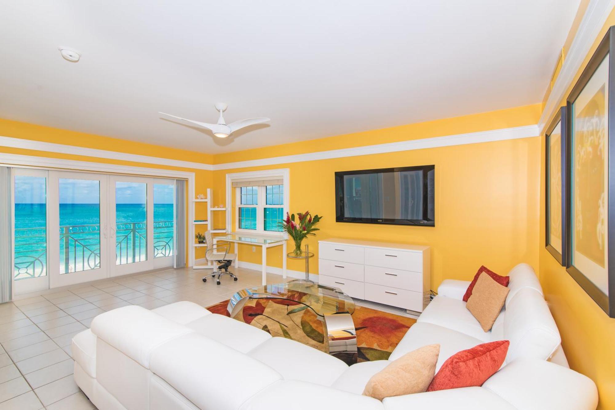 Regal Beach Club George Town Room photo
