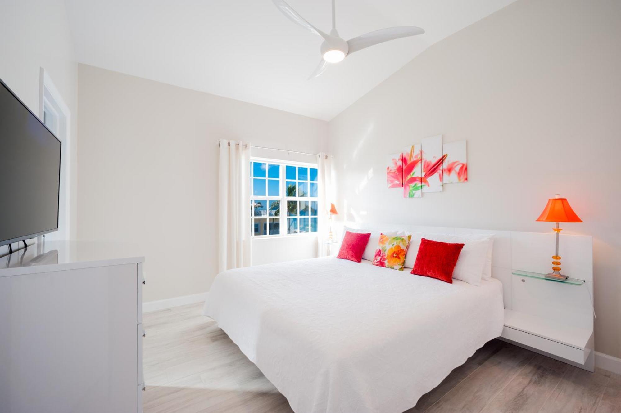 Regal Beach Club George Town Room photo